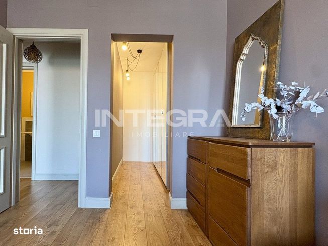 Vand Apartament  | Central 3 Camere cu Terasa | Strada Paris | Zona M.-14