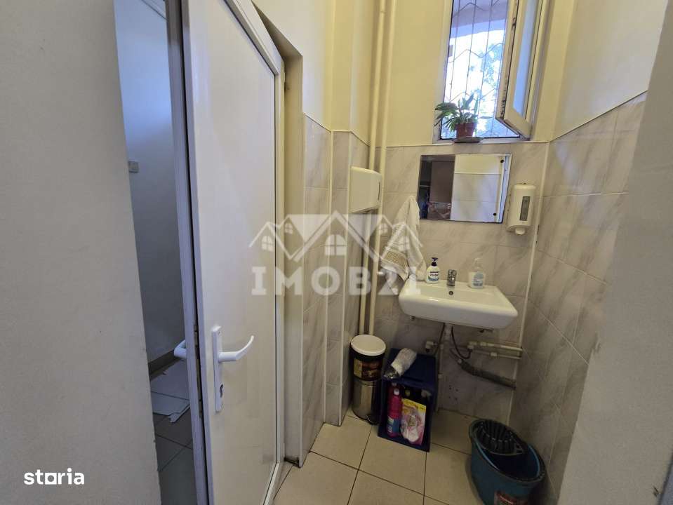 VANZARE SPATIU COMERCIAL PARTER  ZONA 9 MAI-14