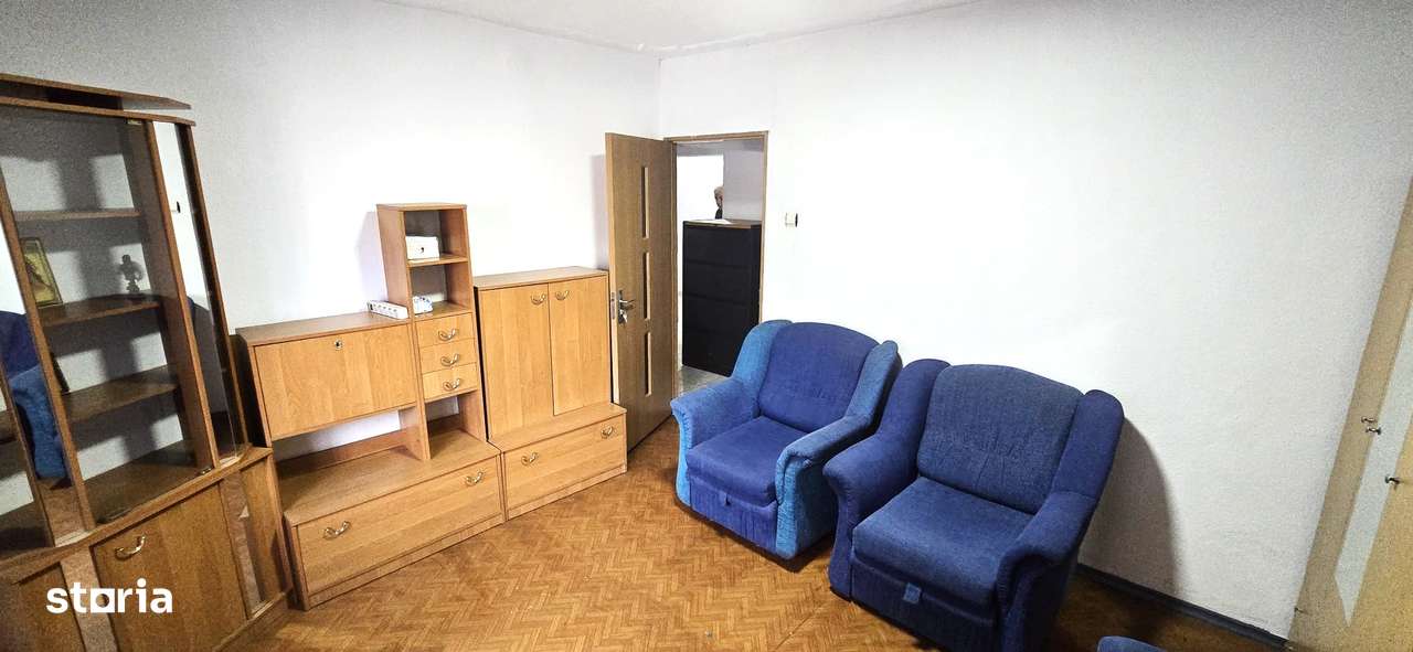 De vanzare - Apartament decomandat Metrou Eroii Revolutiei-1