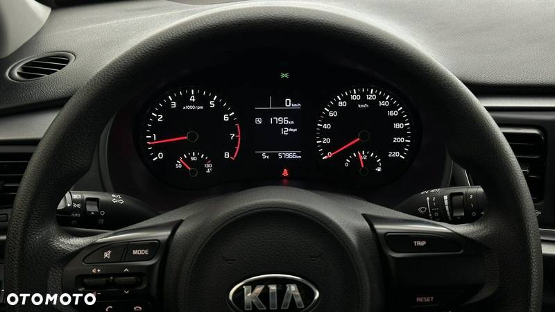 Kia Rio 1.2 M - 17