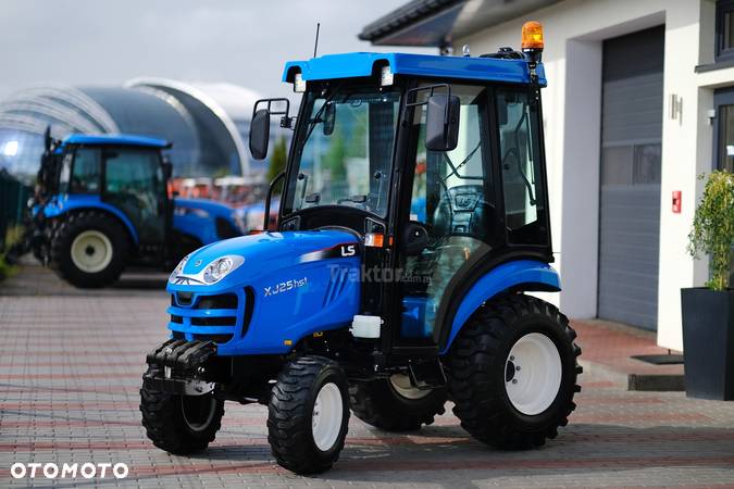 LS Traktor LS Tractor LS XJ25 HST - 24