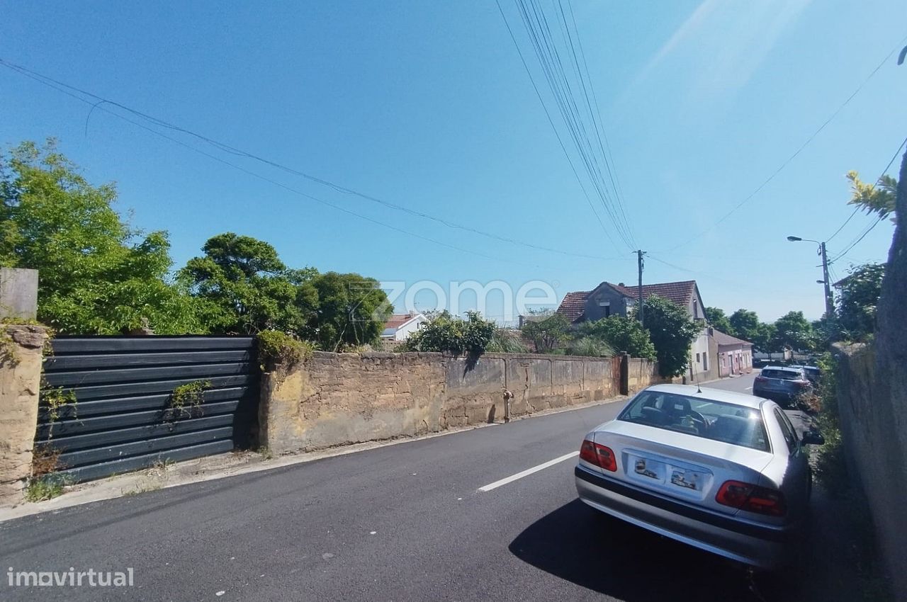 Moradia para recuperar na Rua do Cabeço, Fermentelos, Águeda