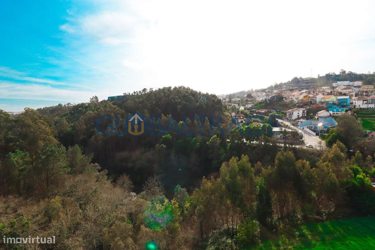 Apartamento T2 no centro de São Pedro da Cova-5