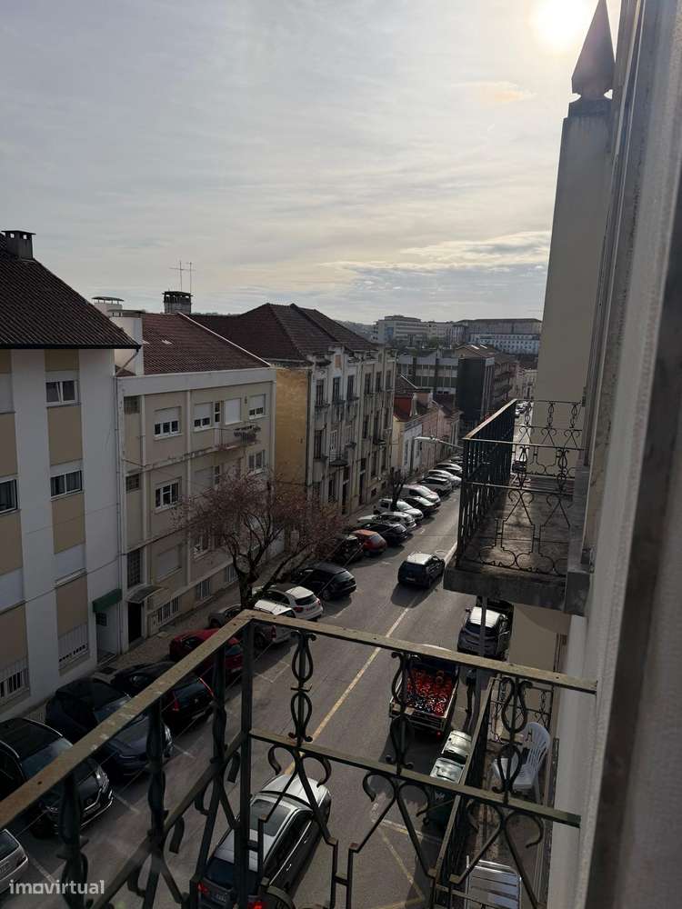 Excelente T7 para venda na Cruz de Celas - Grande imagem: 5/41