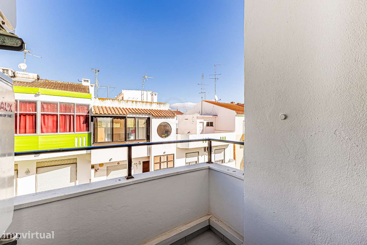 A. Pêra - Apart. 2 Quartos - Garagem - 150 Metros da Praia-9