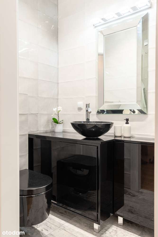 Apartament w centrum  w pięknej kamienicy-8