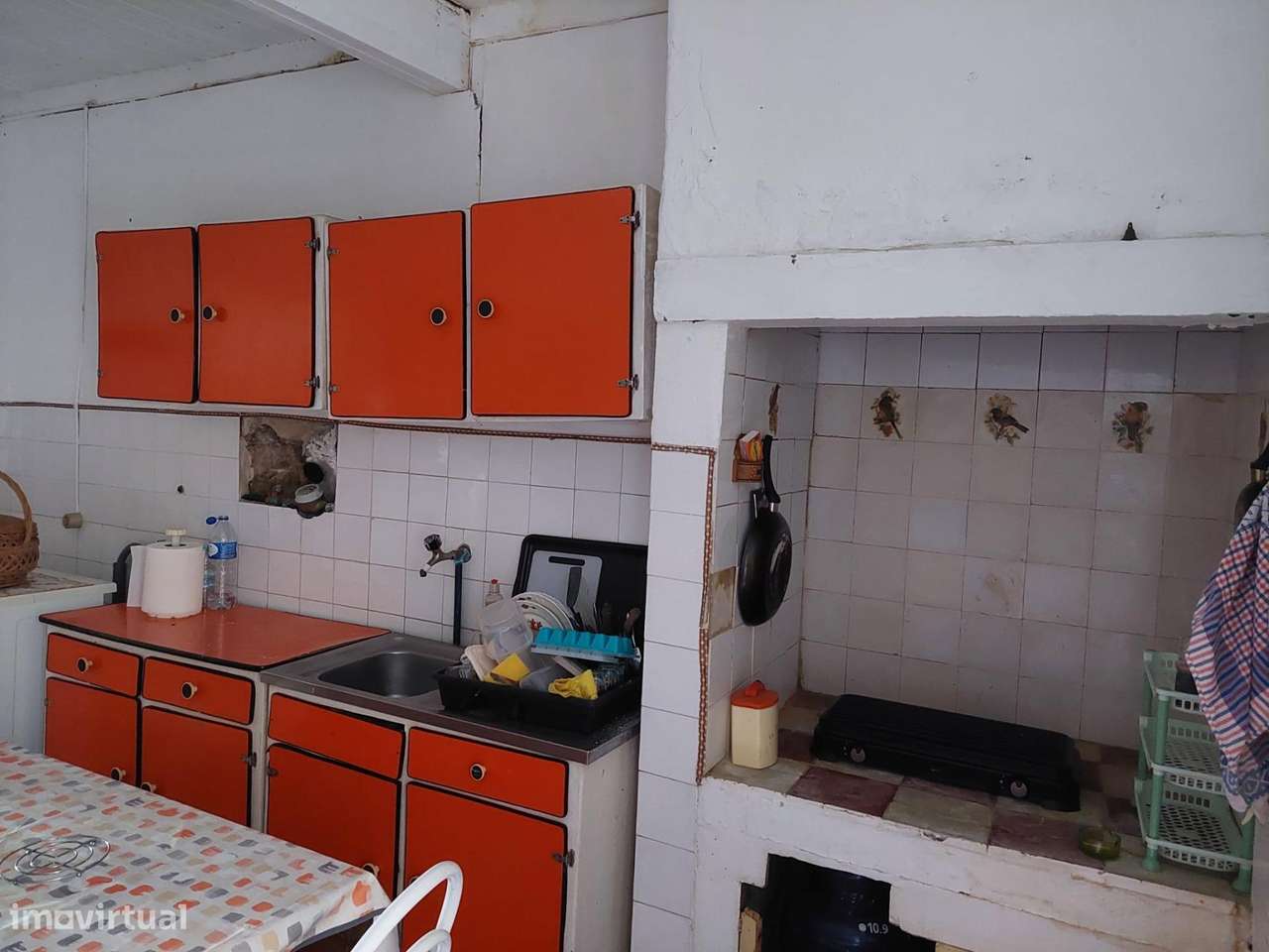 Moradia Térrea c/Logradouro na Baixa de Setúbal --Rua da Brasileira-1