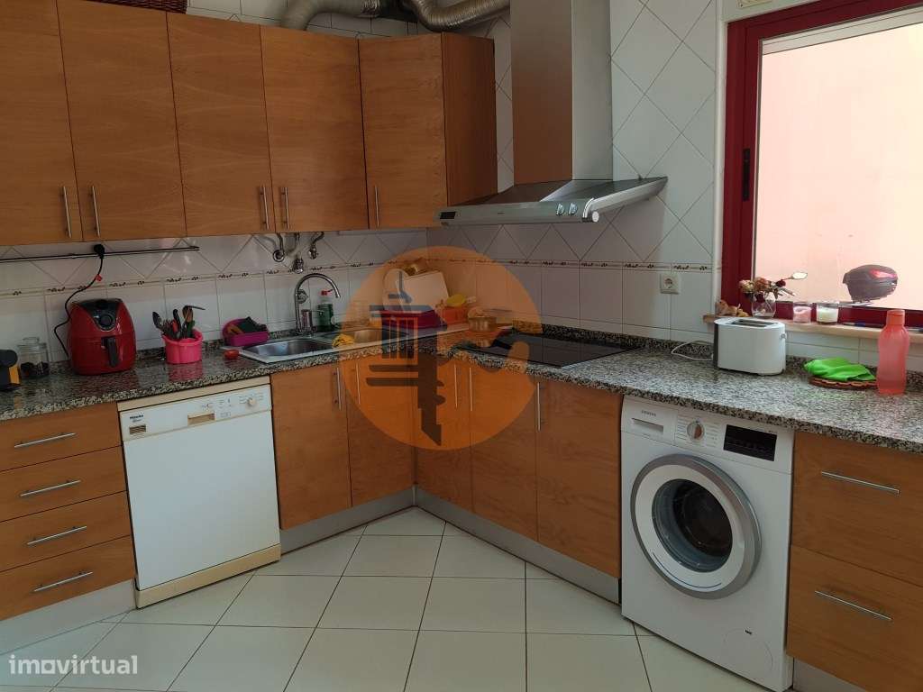 T2 Espaçoso, Luminoso e Bem Localizado em Vila Real de Santo António - Grande imagem: 3/47