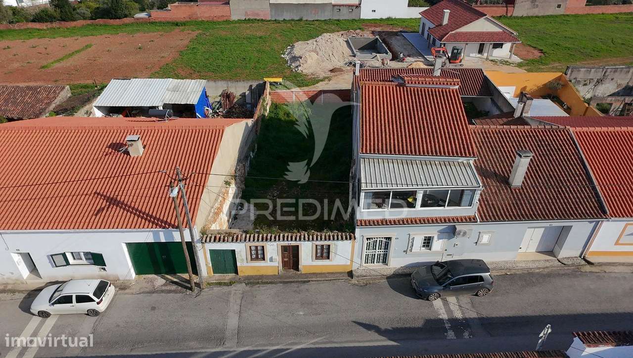 Ruína com projecto de reabilitação - Grande imagem: 2/3