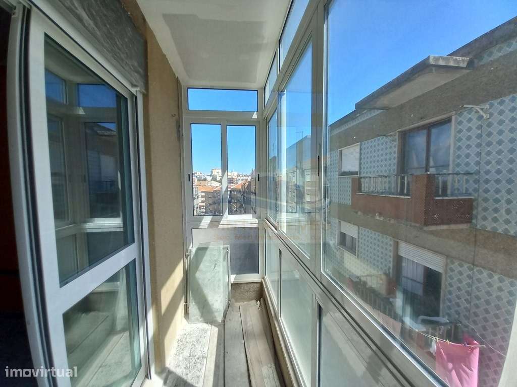 T2 totalmente remodelado, a cerca de 500 m do Monte Belo Sul, das E... - Grande imagem: 2/21