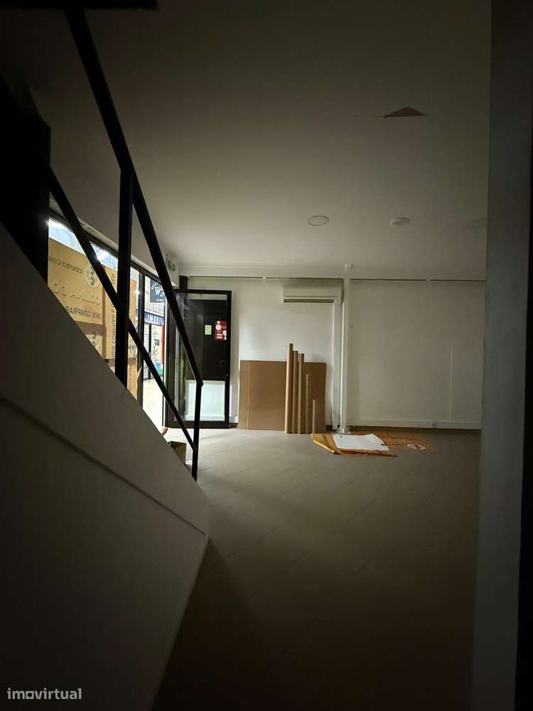 loja magnífica em Alfornelos - Grande imagem: 3/9