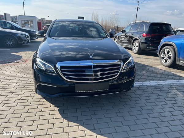 Mercedes-Benz E 300 d Aut. - 3