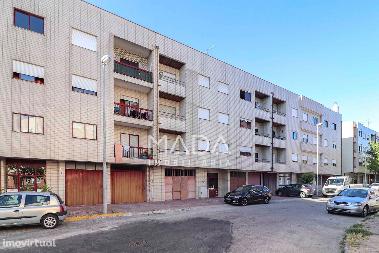Apartamento T3 c/terraço e garagem fechada em Gualtar, Braga