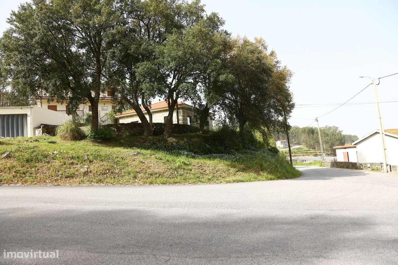 Moradia Isolada T2 Venda em Lustosa e Barrosas (Santo Estêvão),Lousada - Grande imagem: 2/20