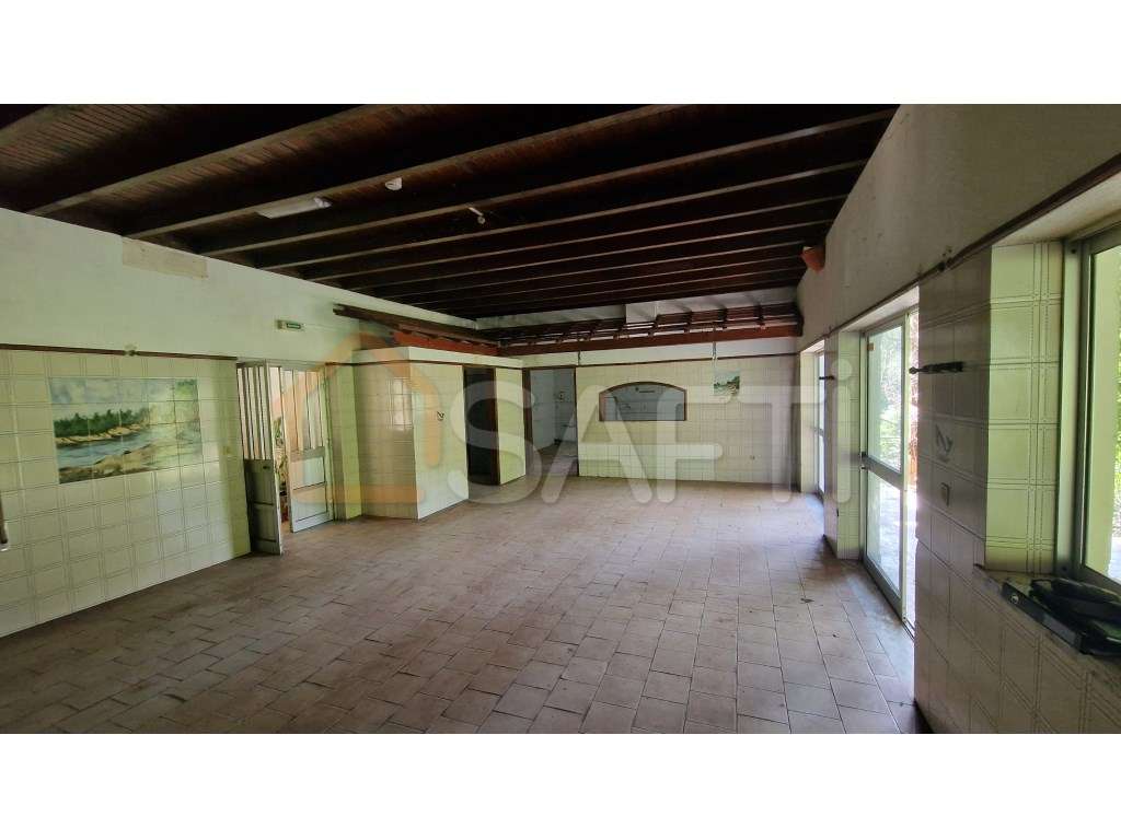 RESTAURANTE COM VISTA PARA A RIBEIRA. - Grande imagem: 2/20