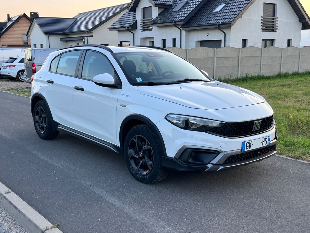 Fiat Tipo II (2016-) 1.5 GSE Cross 2022