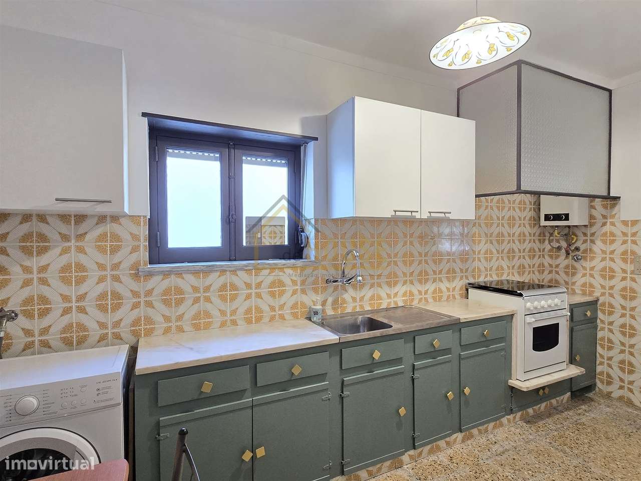 Moradia com espaço exterior e garagem no Bombarral-18