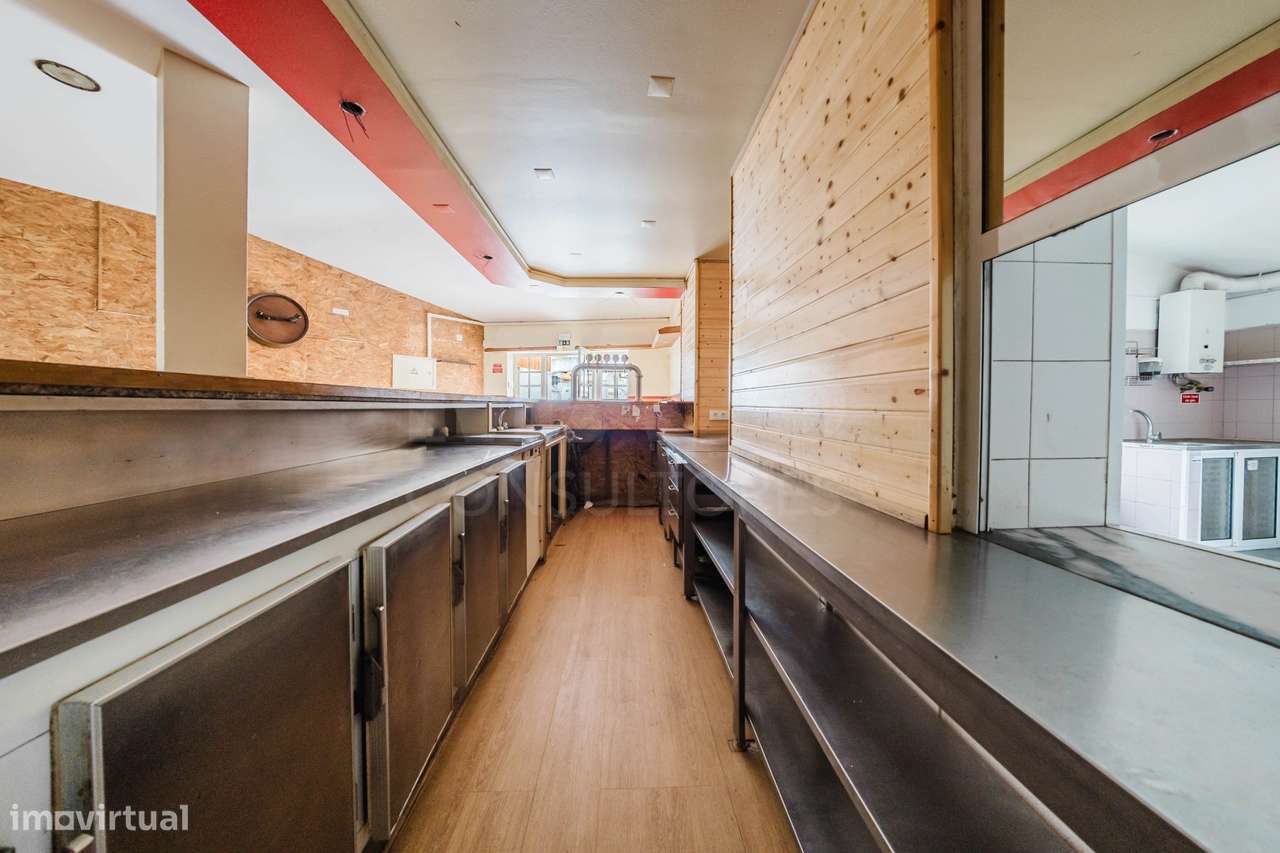 Café, Bar, Restaurante com 2 Salas e esplanada, a 50m da Praia! - Grande imagem: 3/34