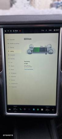 Tesla Model S Performance - 25