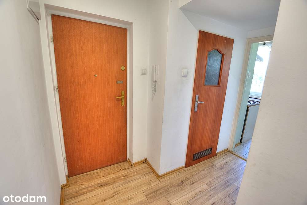 NOWA CENA! 2 pokoje, I piętro-8