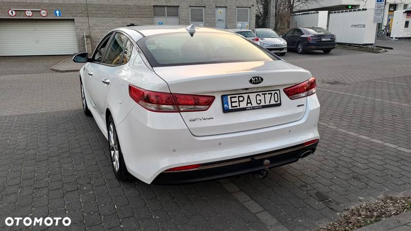 Kia Optima 1.7 CRDI L - 14