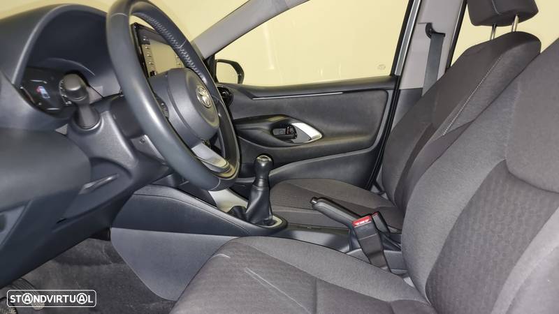 Toyota Yaris 1.0 VVT-i Comfort Plus - 12