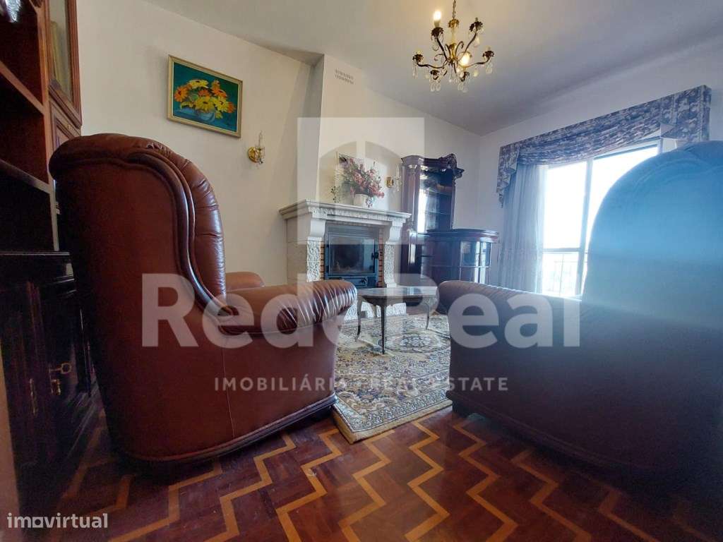 Moradia T5 isolada nos arredores de Olhão-37