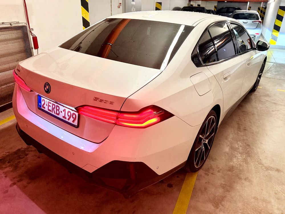 BMW 5 Series G60 550e xDrive 2023