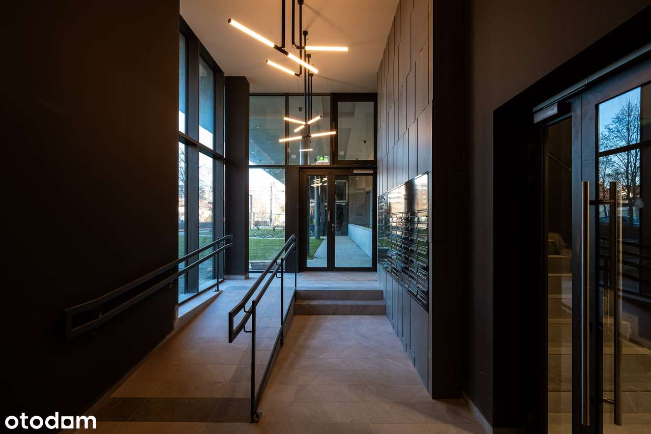 Luksusowe 2 pokoje-antresola / Bronowice / 2025r / przeszklenie salonu-6