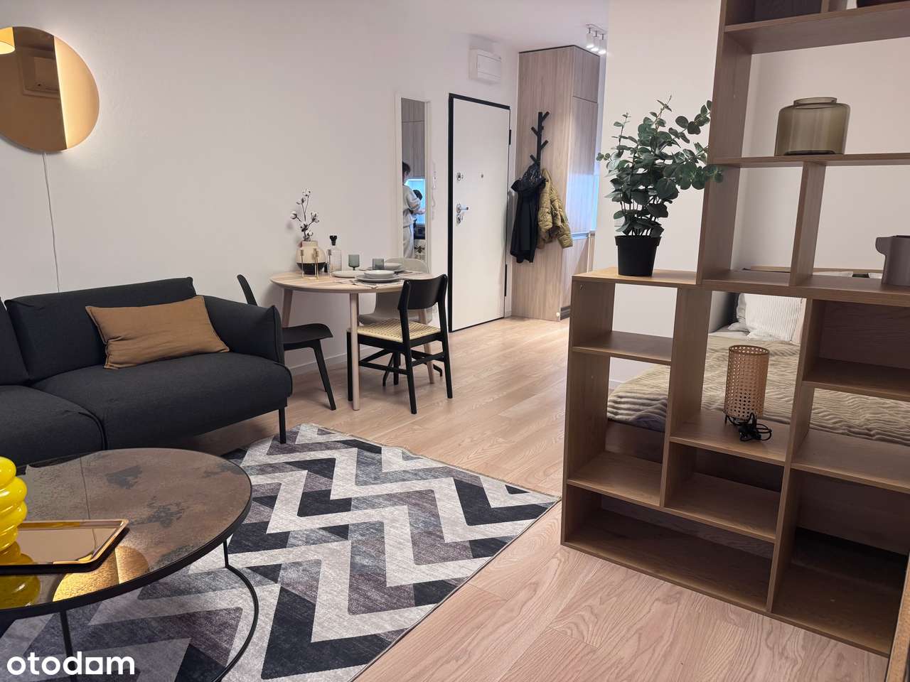 Kawalerka Browary Warszawskie Jasna, przytulna, z wydzieloną sypialnią - Pełny obrazek: 3/7