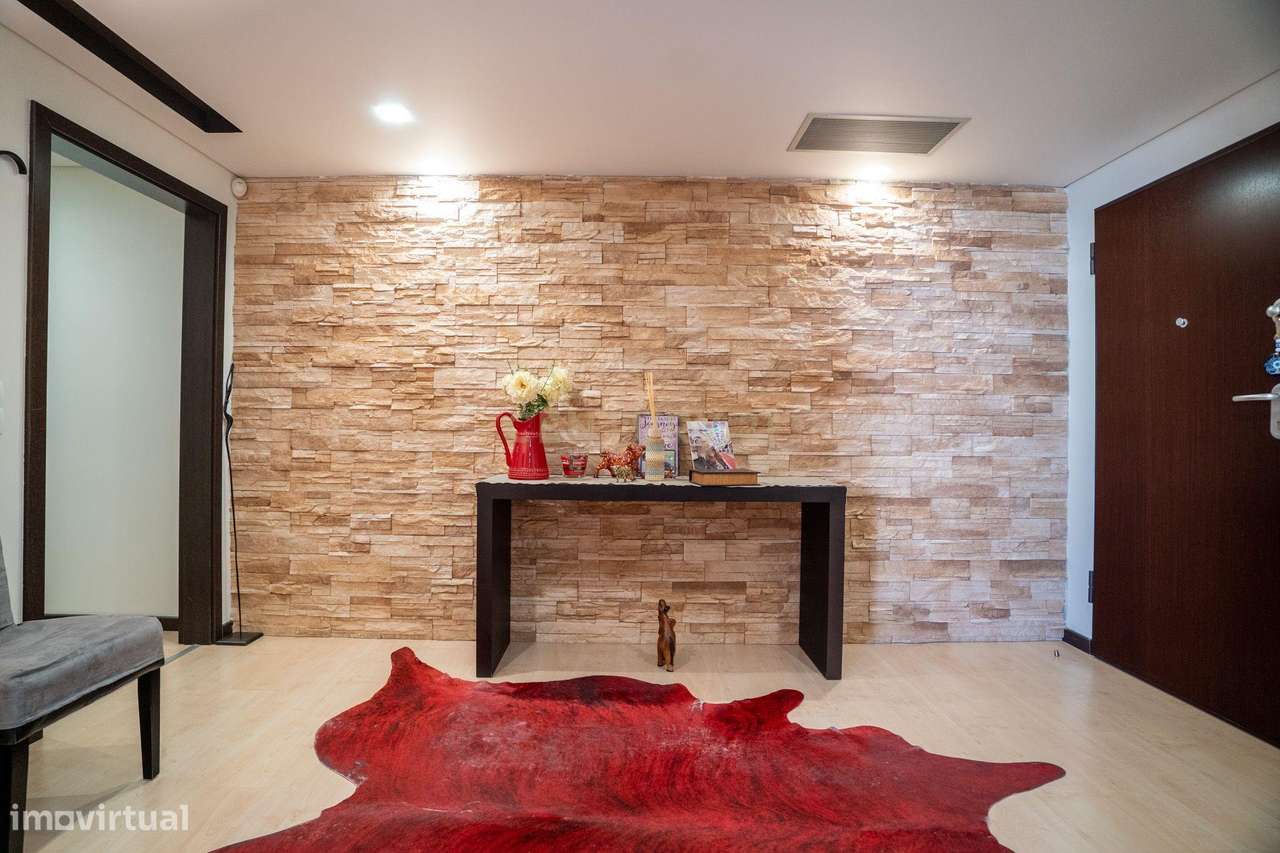 Moderno Apartamento  T3 Condomínio Fechado, em Nossa Senhora de Fátima-10