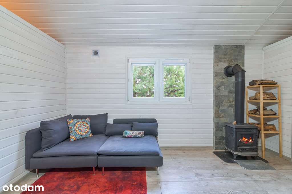 Całoroczny ekonomiczny wyposażony domek z tarasem-6