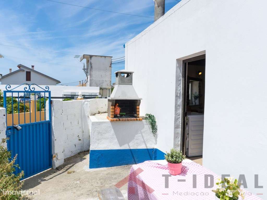 Moradia Renovada Perto Praias-53