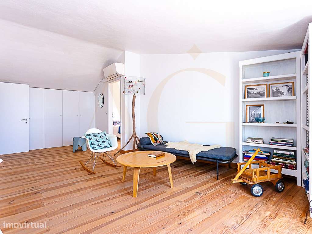 Moradia com Garagem, Piscina, Jardim e amplos Terraços, para venda ...-31
