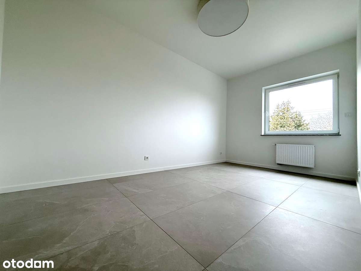 Nowoczesne, wykończone mieszkanie w zabudowie szeregowej-4