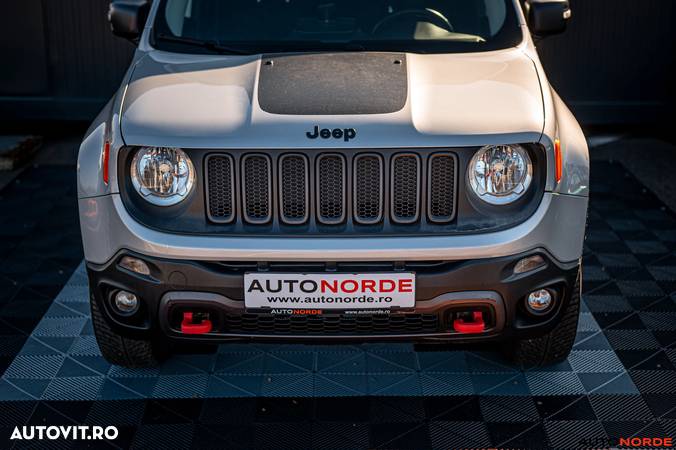 Jeep Renegade 1.3 Turbo 4x4 AT9 Limited - 5