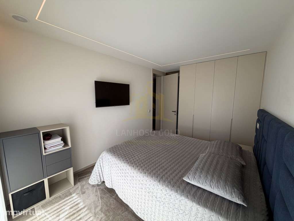 Elegância e Conforto: Magnífico T3 OpenSpace com Suite-18