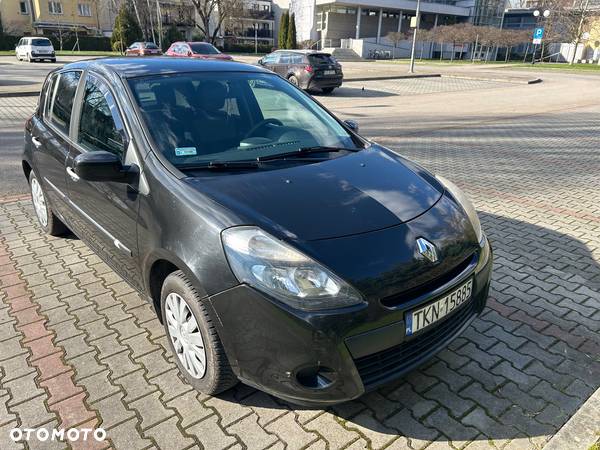 Renault Clio 1.2 16V Alize - 8