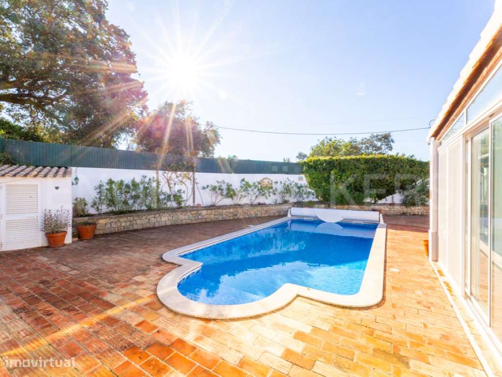 Moradia T3 com Piscina em São Brás de Alportel-10