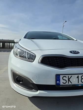 Kia Ceed Cee'd 1.4 CRDi M - 10