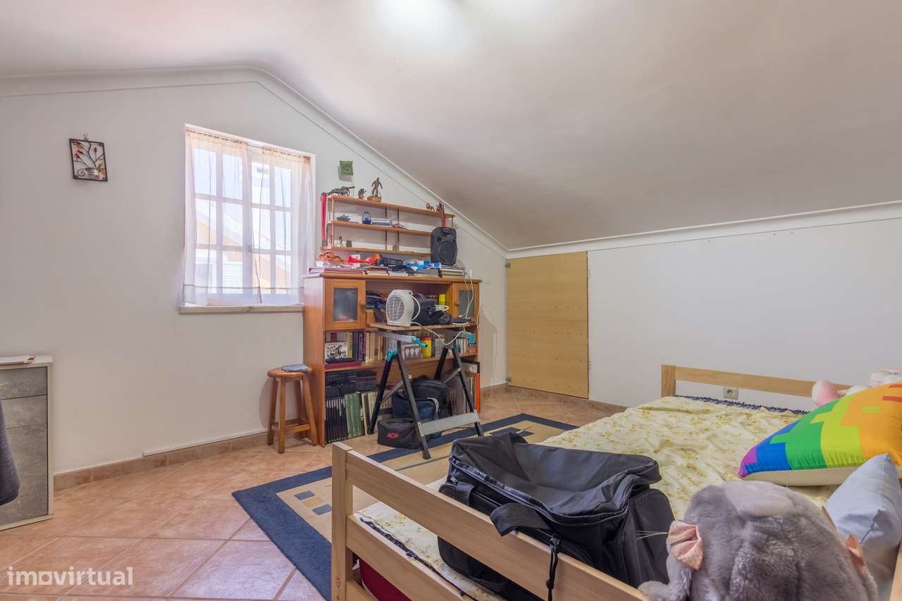 Moradia Geminada T3 na Quinta do Conde-20