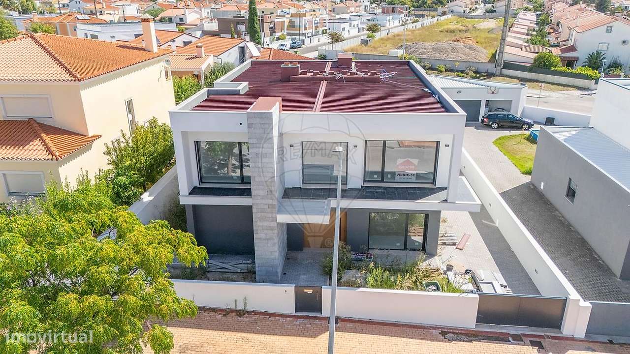 Moradia T5 para venda-17