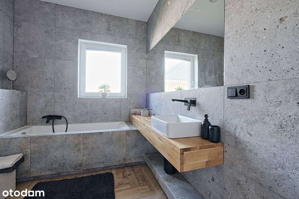 Ładny przestronny i funkcjonalny dom-15