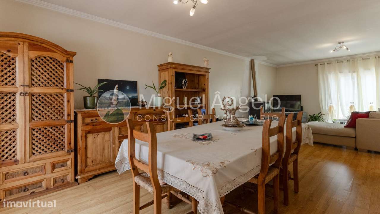 Moradia T3 com jardim, garagem e excelente espaço exterior na Torreira-16