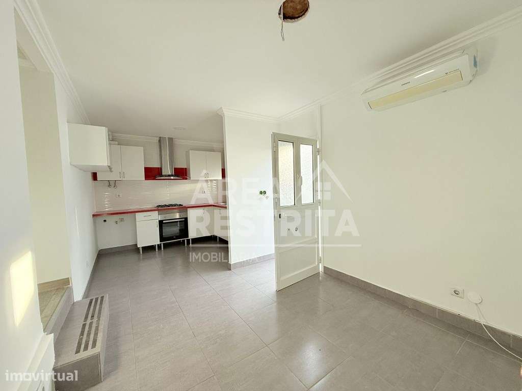 Moradia T2 com quintal e churrasqueira - Grande imagem: 4/14