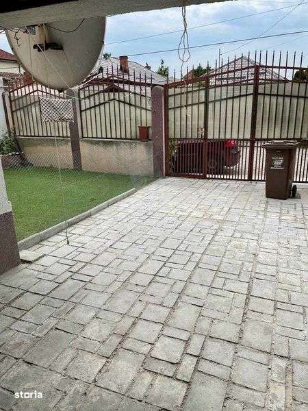 casa de vanzare in Craiova - Imagine principală: 4/6