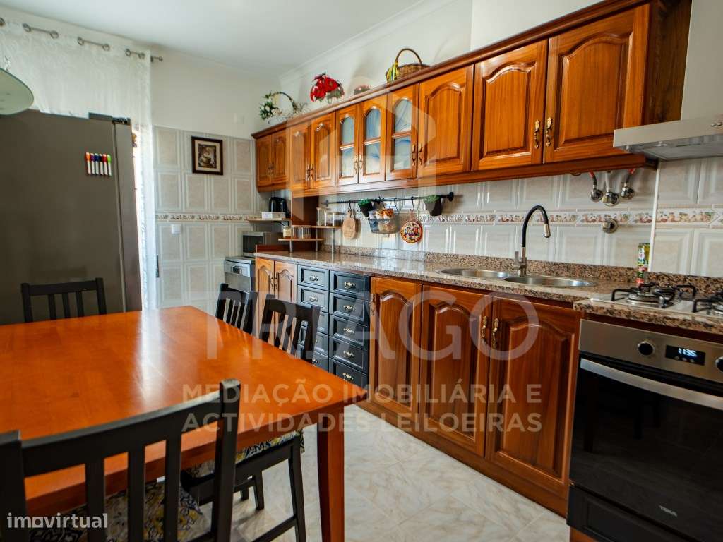 Fantástico Apartamento T3 - Exclusivo Triago-0