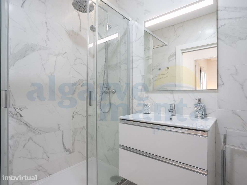 Apartamento T2 em Condomínio Privado - Perto da Praia da Manta Rota-13