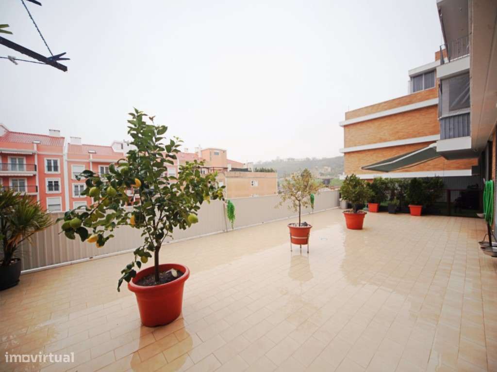 T3 Terraço Equipado Estacionamento Arrecadação Extras - Odivelas - ...-11