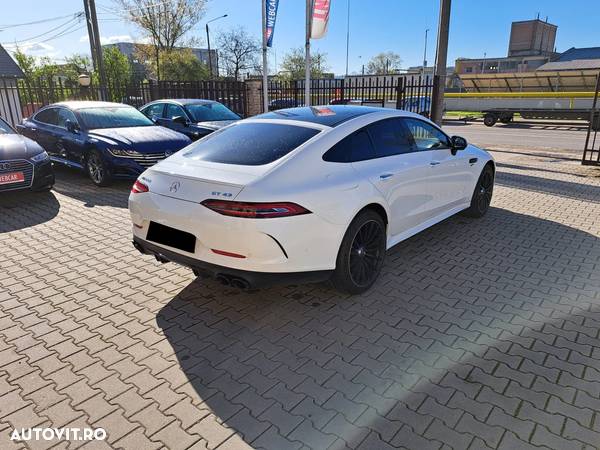 Mercedes-Benz AMG GT - 6